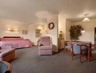 Super 8 By Wyndham Hotel Sullivan